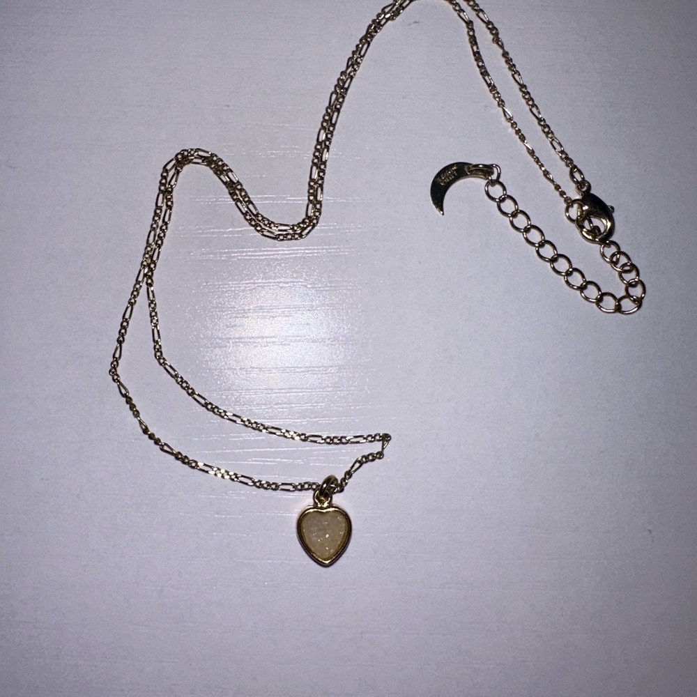 Elegant Gold Heart Pendant Necklace